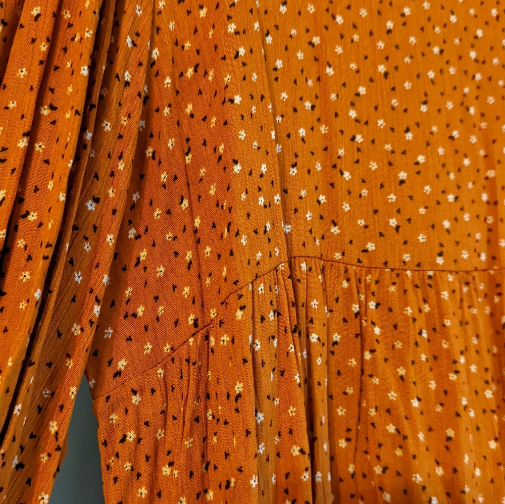 Floral dress - Picture 2 of 2